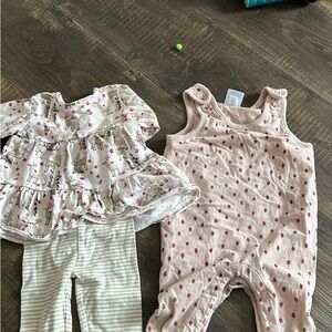 Set of name brand baby girl outfits